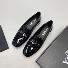 Prada Business Shoes